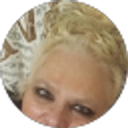 Profile photo of Carolyn Mirzaie