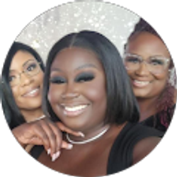 Profile photo of Robin Luckett