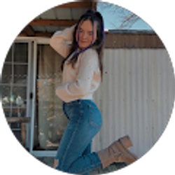 Profile photo of Carlie McClendon