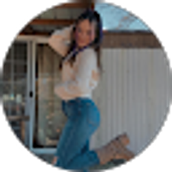 Profile photo of Carlie McClendon