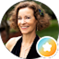 Profile photo of Lourdes Starshower