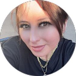 Profile photo of katherine maureira