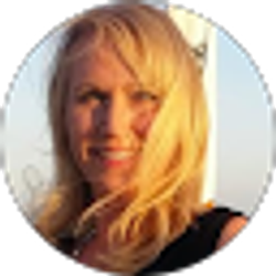 Profile photo of Michelle Breder