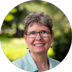 Profile photo of Kelly Maxwell