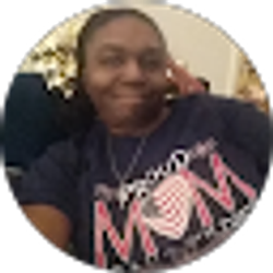 Profile photo of Nikki Boggan