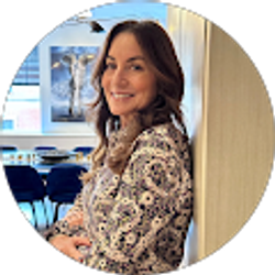 Profile photo of Alissa Nierenberg