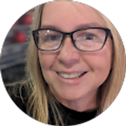 Profile photo of lisa gray