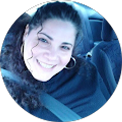 Profile photo of Lisa Velez