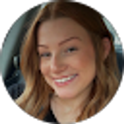 Profile photo of Lauren Niglio