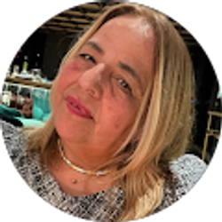 Profile photo of Dora Cerutis