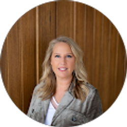 Profile photo of Erin Johnson