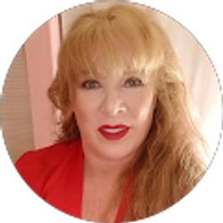 Profile photo of Kari Keeney