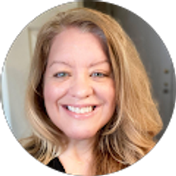 Profile photo of Emily Valle