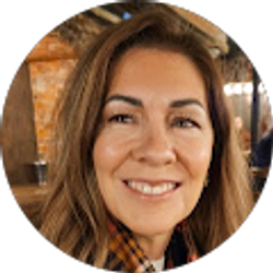 Profile photo of Tracey Jones