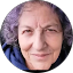 Profile photo of Ellen Leoflower325