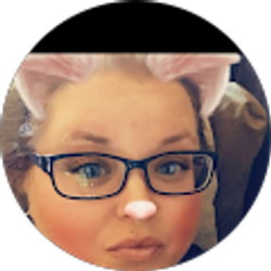 Profile photo of Shelley McGuire