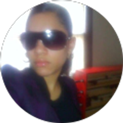 Profile photo of Claudia Aguirre