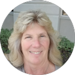 Profile photo of Lynn R