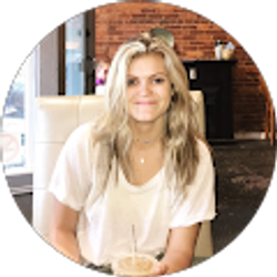 Profile photo of Anna Petrie