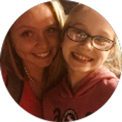 Profile photo of Kelly Cheek