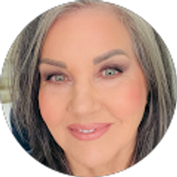 Profile photo of Teresa Bradshaw