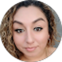 Profile photo of Valerie Lugo