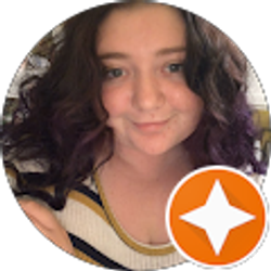 Profile photo of Amelie Dampier