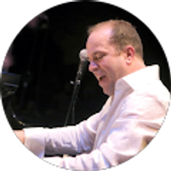 Profile photo of Oscar Hernandez H