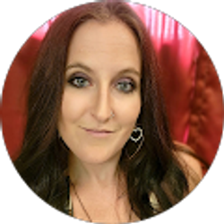 Profile photo of Tiffany Simmons