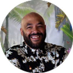 Profile photo of Arron Simon