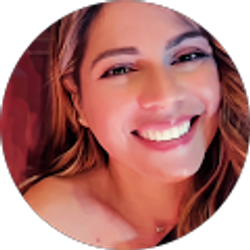 Profile photo of Gabriela