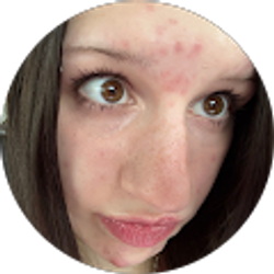 Profile photo of Erin Peace