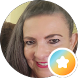 Profile photo of Suzie Nesmith