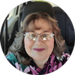 Profile photo of Nicole Ritz