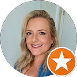 Profile photo of Elaine G (Layni1006)