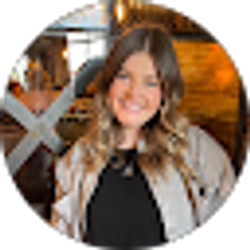 Profile photo of Hailey Stivers