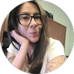 Profile photo of April Taylor