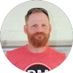 Profile photo of Lee Tuxhorn