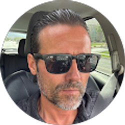 Profile photo of Ben Nieporte