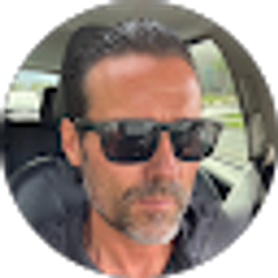 Profile photo of Ben Nieporte