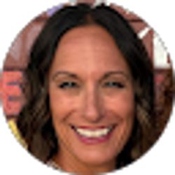 Profile photo of Jennifer Scheri
