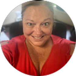 Profile photo of Kim Hall