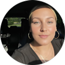 Profile photo of Amber Henderson