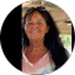 Profile photo of Brenda Moffett