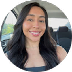 Profile photo of Sara Lopez