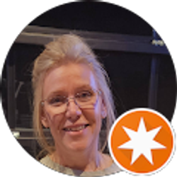 Profile photo of Sandra Marlow