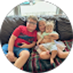 Profile photo of laura camilli