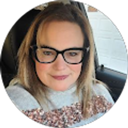 Profile photo of Sylvia Perez-Martins