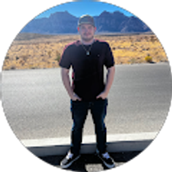 Profile photo of Cameron Pillatsch