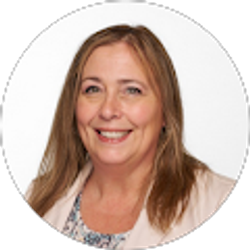 Profile photo of Leslie Carroll